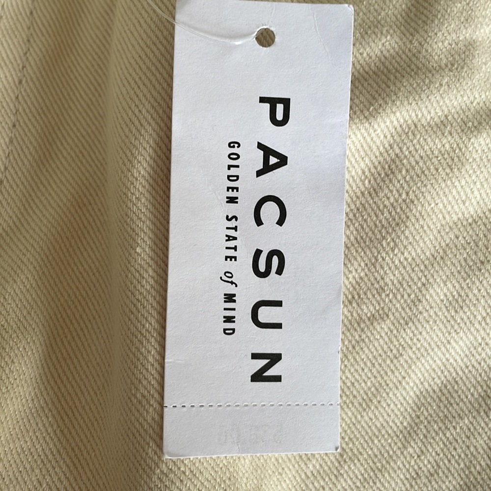 John Galt/Brandy Melville Winter White Flared Jeans - Picture 5 of 9